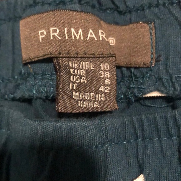 Shorts - Picture 3 of 3